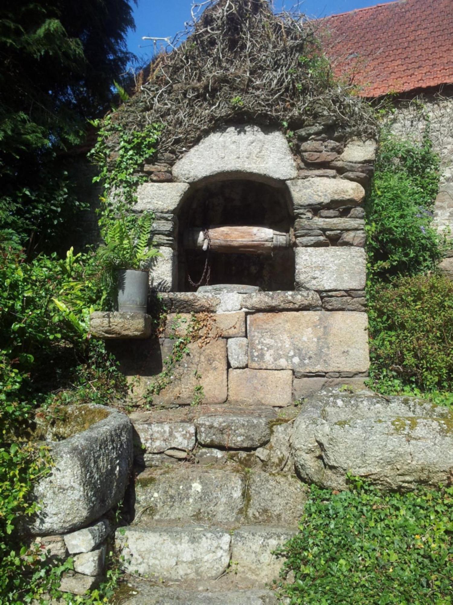 Hotel Domaine Le Puits De Jeanne Plouégat-Moysan Esterno foto