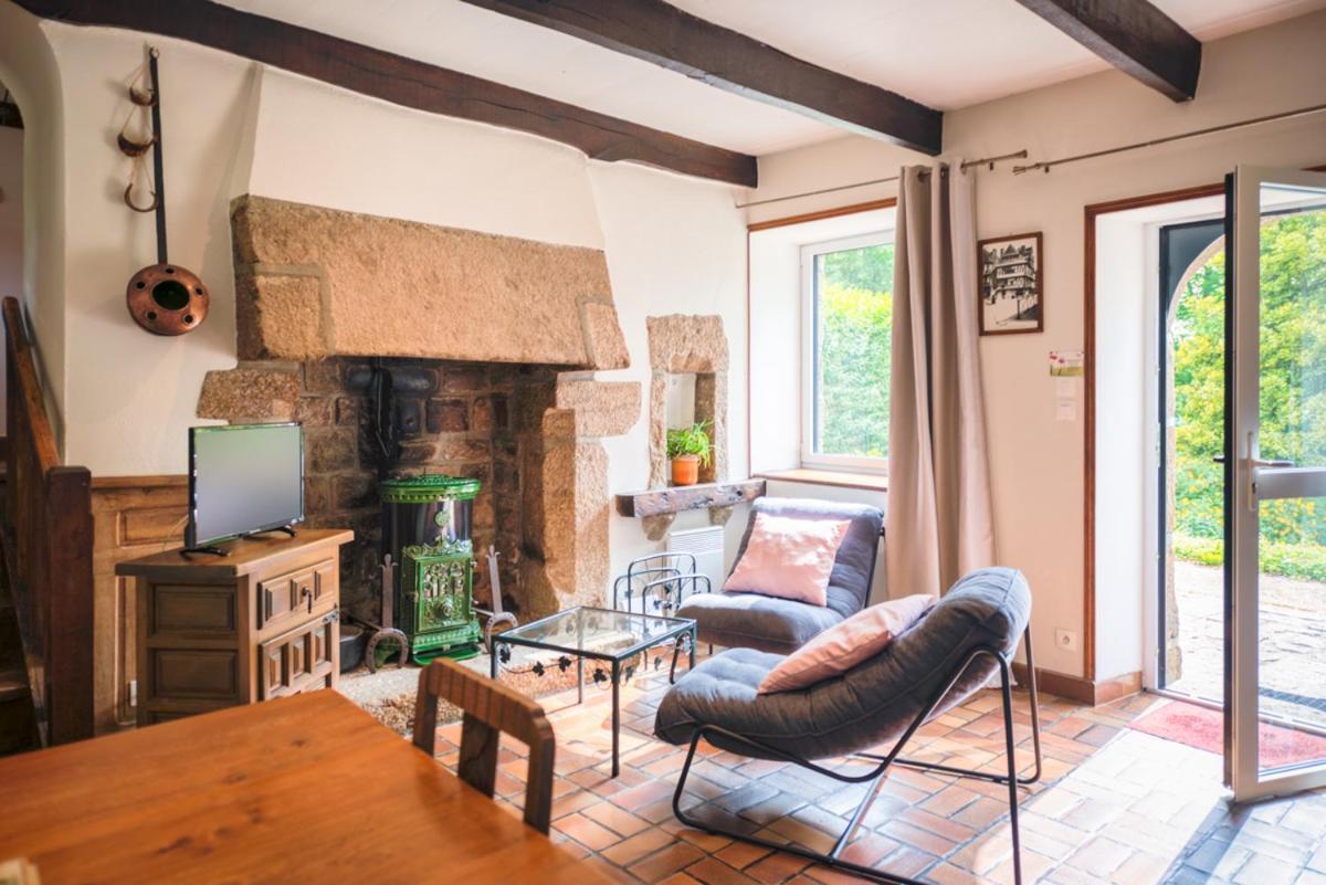 Hotel Domaine Le Puits De Jeanne Plouégat-Moysan Esterno foto