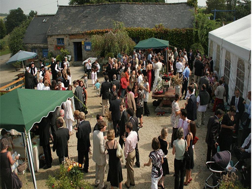 Hotel Domaine Le Puits De Jeanne Plouégat-Moysan Esterno foto